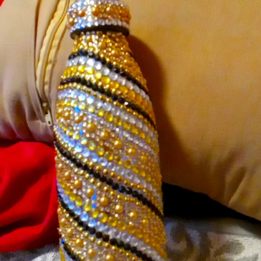 Rhinestone cup